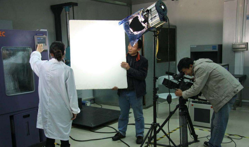 拍摄宣传片一定要掌握灯光原理(图1) 深圳宣传片拍摄公司灯光视频使用技巧方式