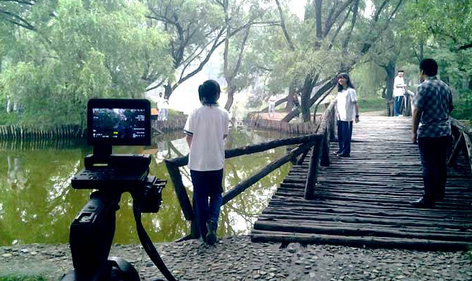 企业宣传片拍摄导演应该怎样指导演员的方式(图1) 深圳宣传片拍摄公司
