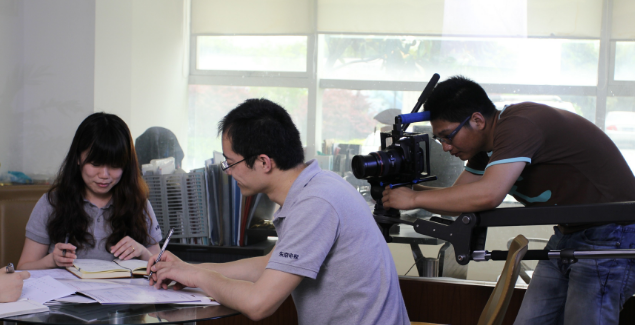 宣传片拍摄制作与宣传片配音(图1) 深圳宣传片拍摄公司