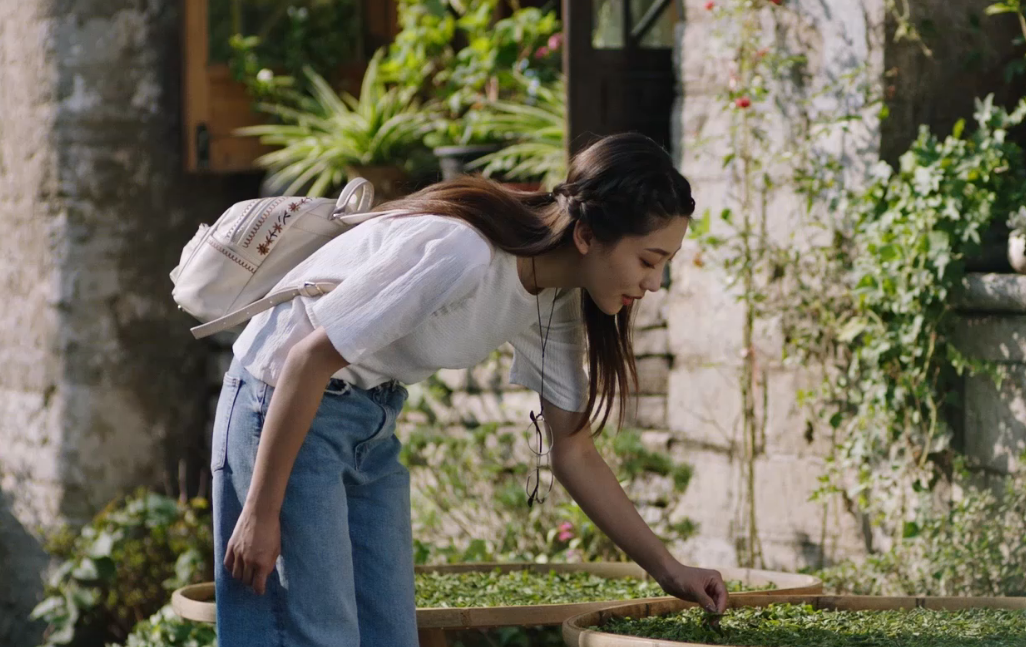 直播带货拍摄制作企业宣传片时代趋势所需(图1) 企业宣传片拍摄制作花絮图