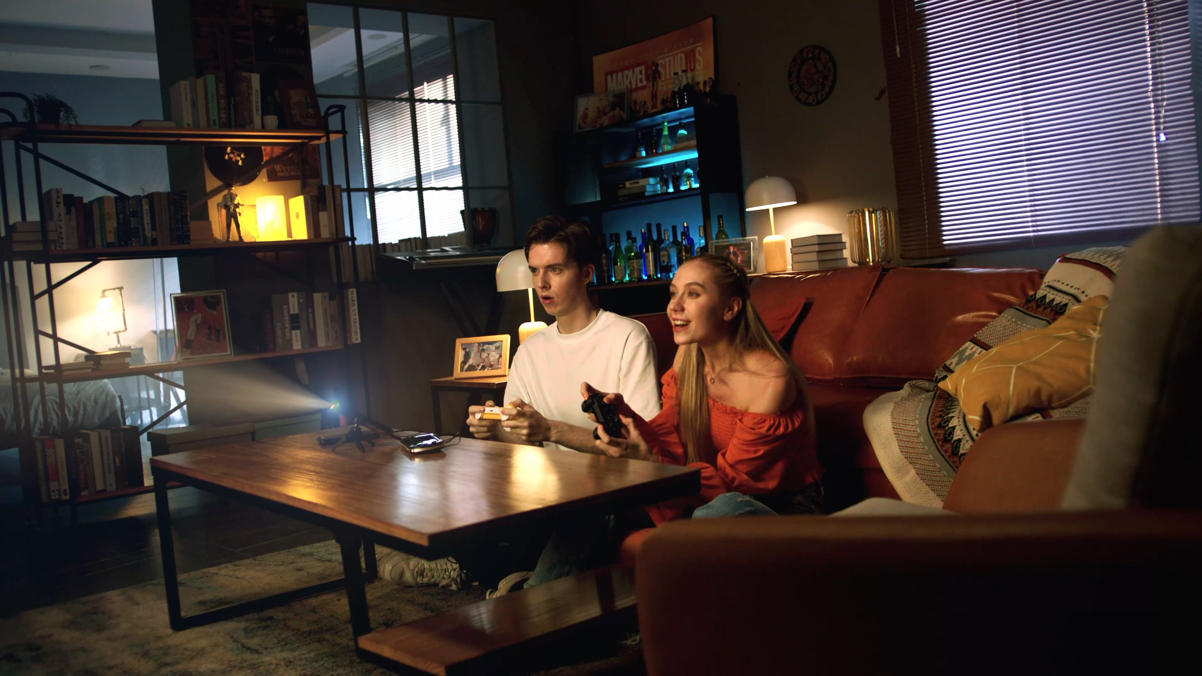 yaber投影仪-产品众筹宣传片(图1)