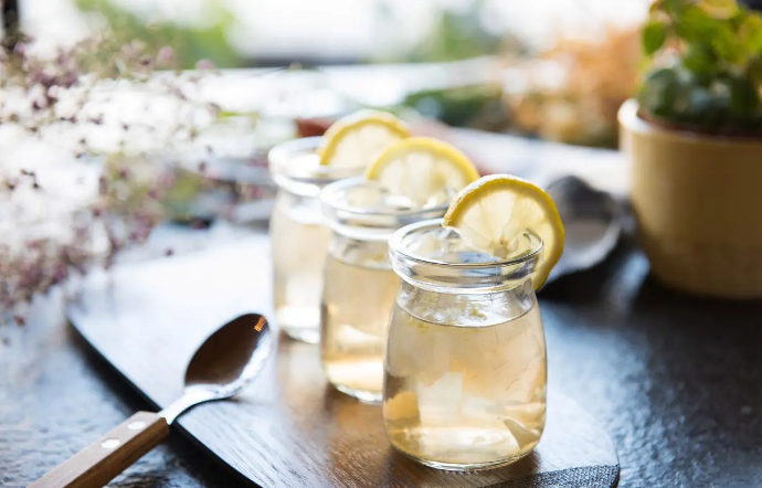 饮料广告拍摄强调饮料的气味如何在广告体现出来？(图1)